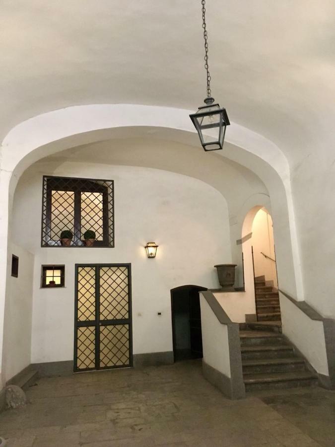 Casa Tea: Nel Cuore Del Centro Storico パレルモ エクステリア 写真