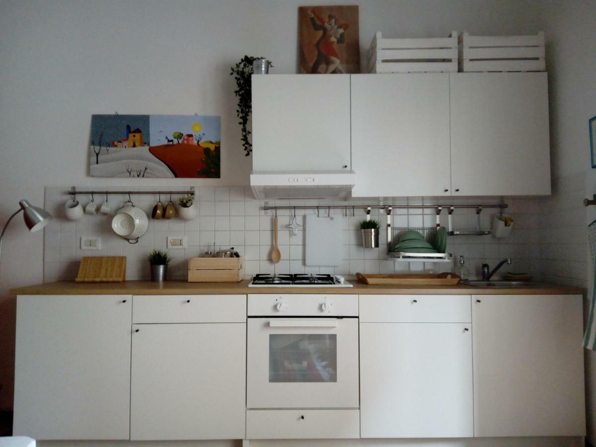 Casa Tea: Nel Cuore Del Centro Storico パレルモ エクステリア 写真